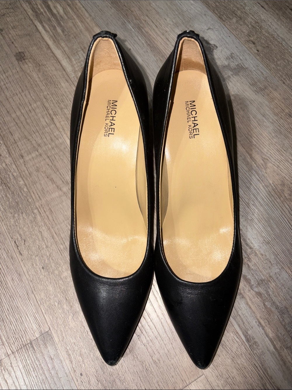 Michael Kors Black Leather Pointed Toe Pumps Size 8